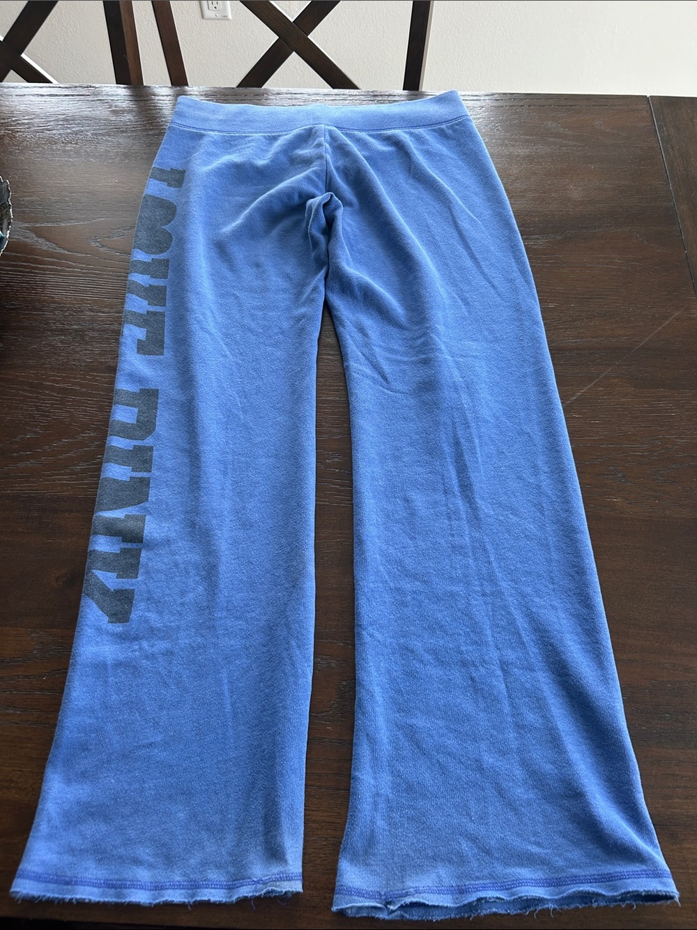 PINK Victoria's Secret sweats - Picture 3 of 5